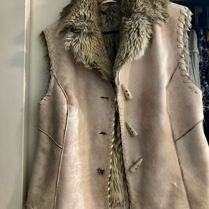 Sculls vest faux suede fur lined